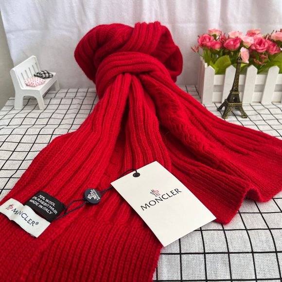 Moncler scarf